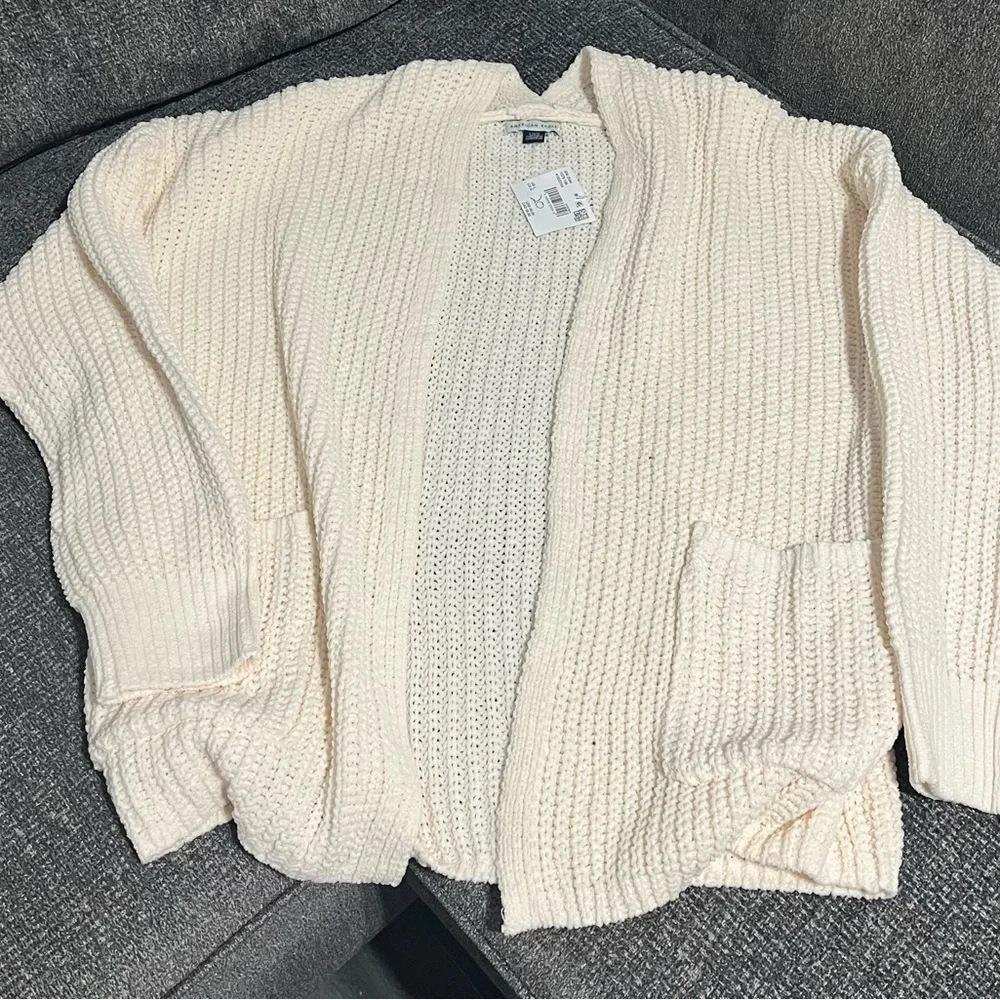 American Eagle Outfitters Cream Knit Cardigan - Picture 2 of 4